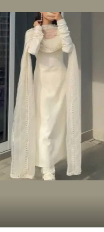 Zara Hayat Noor-e-Ivory Embroidered Unstitched Suit
