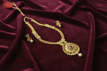Gold Pendant Design